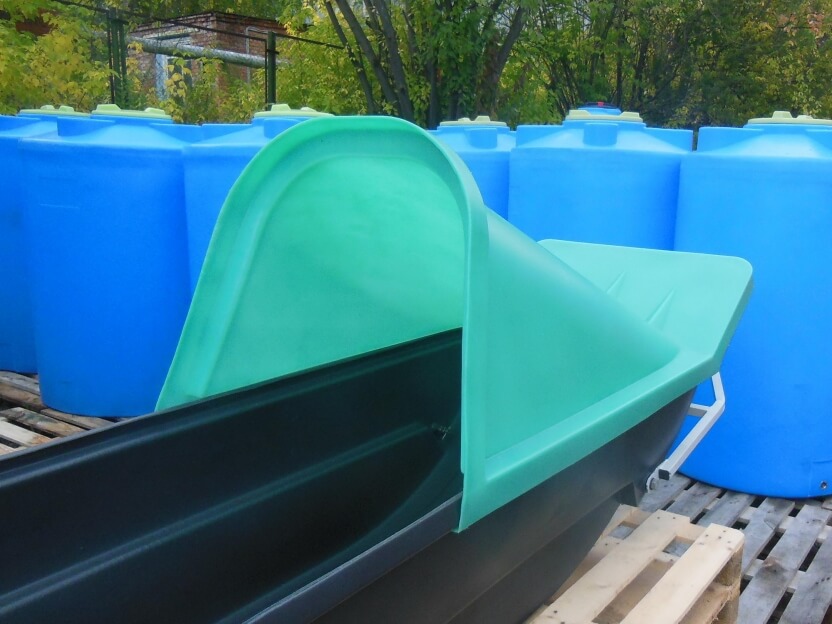 Капот для саней ТанПласт 2400