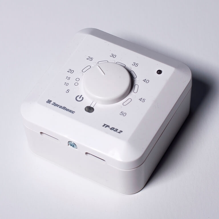 Электронный терморегулятор ЭргоЛайт ТР-03.2 В встраиваемый/накладной (с датчиком воздуха)